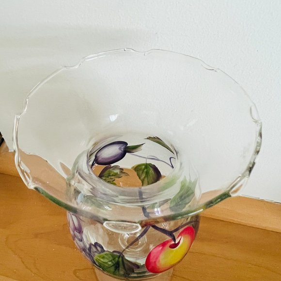TRACEY PORTER Pair of Hand Painted Glass Vases with Fruit EUC - Picture 4 of 12